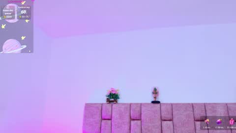 Snapshot of camiluxe chatting on 9, 11, 2025 camiluxe online show from 9, 11, 2025