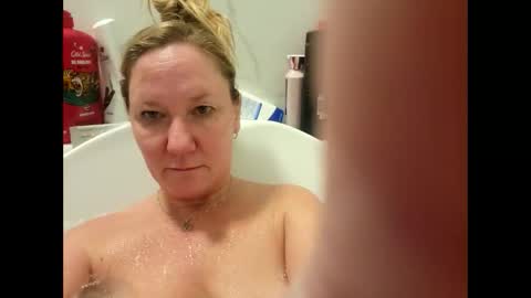 campbellcourtney385 online show from 13, 1, 2026