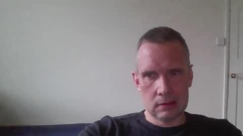 Snapshot of camslave74xx chatting on 19, 11, 2025 camslave74xx online show from 19, 11, 2025