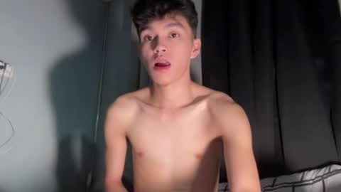 Snapshot of camwithethan chatting on 4, 12, 2025 Ethan online show from 4, 12, 2025