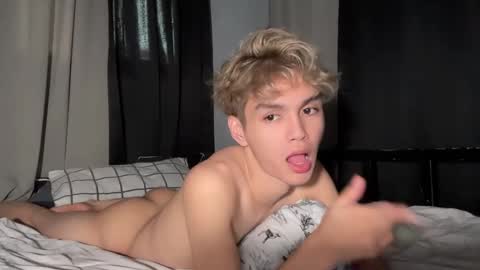 Snapshot of camwithethan chatting on 17, 2, 2026 Ethan online show from 17, 2, 2026