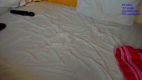 Snapshot of can_i_kiss_you chatting on 24, 12, 2024 DOMINANT by nature SUBMISSIVE by your desire. Lets play online show from 24, 12, 2024