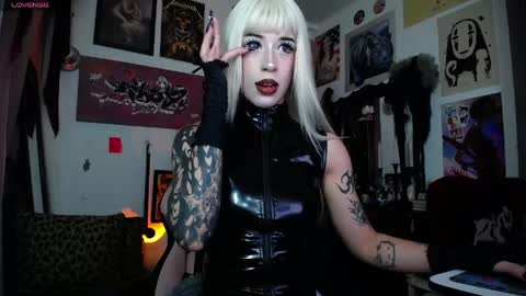 Snapshot of cancer420_ chatting on 1, 5, 2026 Elizabeth666 online show from 1, 5, 2026