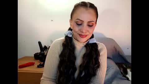 Snapshot of candela_brown chatting on 7, 1, 2025 candela online show from 7, 1, 2025