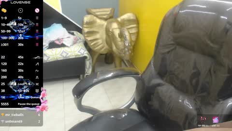 Candy  online show from 24, 1, 2025