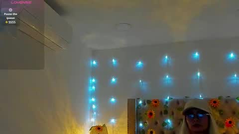 Candie  online show from 7, 3, 2025