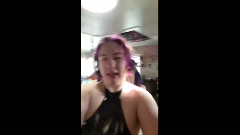 Candy2002god online show from 25, 4, 2026