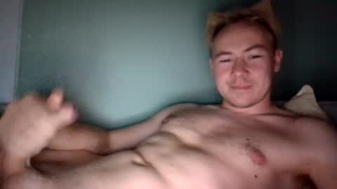 candy_boy_xoxo online show from 4, 8, 2026