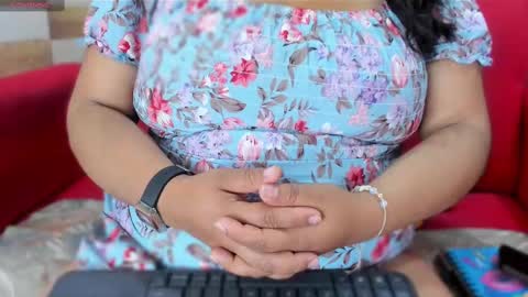 Candy  Brown online show from 9, 9, 2025