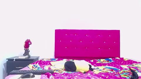 CANDY DUSTANO online show from 30, 12, 2024