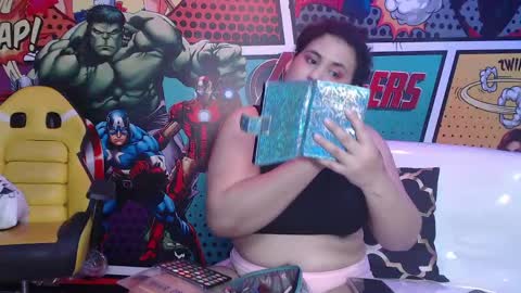 Snapshot of candy_hairy chatting on 15, 4, 2026 candy online show from 15, 4, 2026