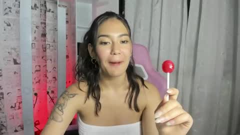 Snapshot of candy_hes chatting on 4, 12, 2024 Nickol online show from 4, 12, 2024