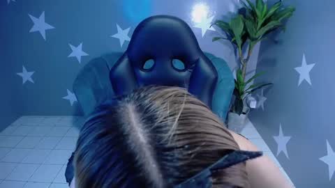 Snapshot of candy_kush_a chatting on 29, 9, 2025 candy_kush_a online show from 29, 9, 2025