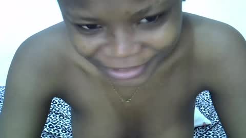 Snapshot of candy_lisah chatting on 18, 6, 2026 Lisa online show from 18, 6, 2026