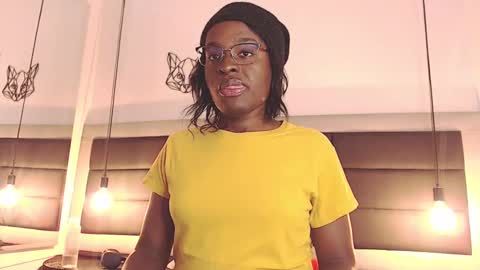 Snapshot of candy_lovee6 chatting on 27, 9, 2025 CANDY LOVE DANNA online show from 27, 9, 2025