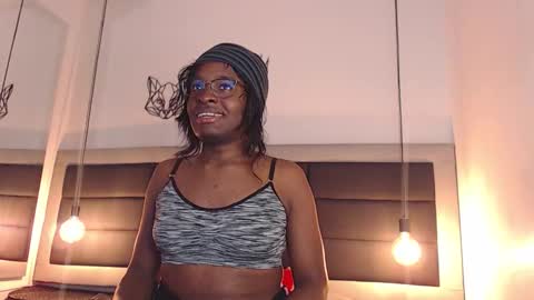 Snapshot of candy_lovee6 chatting on 15, 10, 2025 CANDY LOVE DANNA online show from 15, 10, 2025