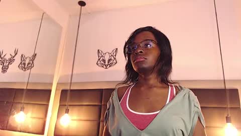 Snapshot of candy_lovee6 chatting on 17, 10, 2025 CANDY LOVE DANNA online show from 17, 10, 2025