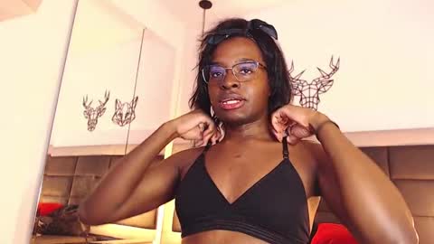 Snapshot of candy_lovee6 chatting on 25, 10, 2025 CANDY LOVE DANNA online show from 25, 10, 2025