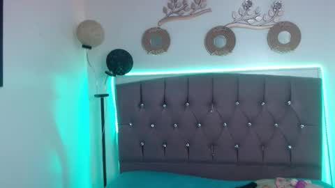 Candy online show from 30, 11, 2025