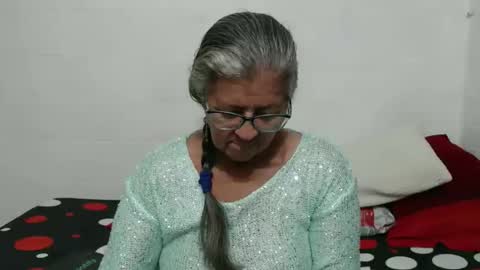 candy online show from 30, 11, 2025