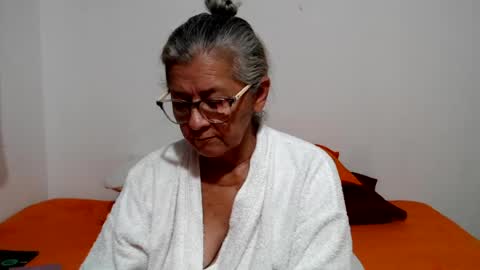 Snapshot of candy_mature_ chatting on 17, 7, 2026 candy online show from 17, 7, 2026