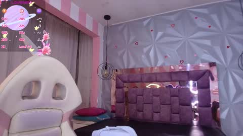 Snapshot of candy_morgan412 chatting on 24, 9, 2025 Ania online show from 24, 9, 2025