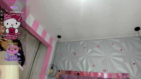 Snapshot of candy_morgan412 chatting on 19, 10, 2025 Ania online show from 19, 10, 2025