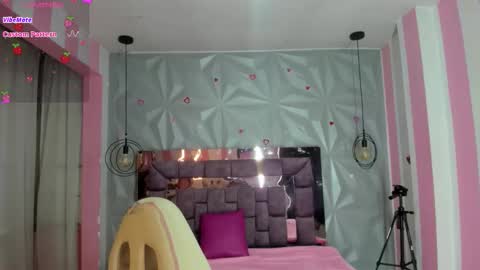 Snapshot of candy_morgan412 chatting on 27, 11, 2025 Ania online show from 27, 11, 2025