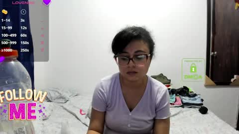 Snapshot of candy_val chatting on 1, 6, 2026 candy_val online show from 1, 6, 2026