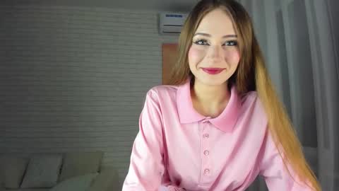Snapshot of candyboofairy chatting on 23, 9, 2025 Violetta online show from 23, 9, 2025