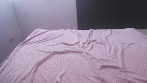 Candy online show from 30, 11, 2025