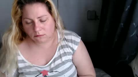 Laura online show from 5, 3, 2025