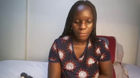 candycurly_ online show from 9, 3, 2025