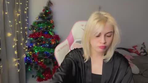 Snapshot of candyhannah chatting on 6, 1, 2026 You can call me HH online show from 6, 1, 2026