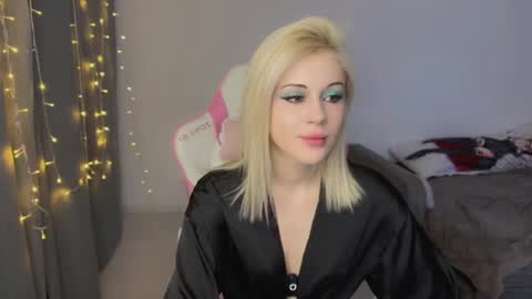Snapshot of candyhannah chatting on 2, 3, 2026 You can call me HH online show from 2, 3, 2026