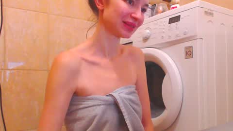 Snapshot of candyjesx chatting on 3, 2, 2025 CANDYJESx online show from 3, 2, 2025