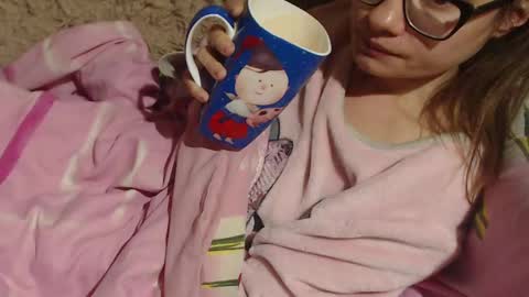 say meow and send tips  online show from 3, 12, 2024