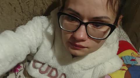 say meow and send tips  online show from 18, 2, 2025