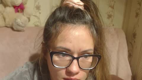 say meow and send tips  online show from 25, 11, 2025