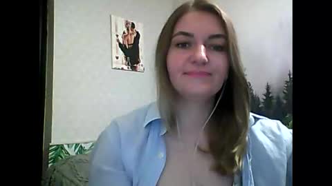 Snapshot of candyolime chatting on 10, 3, 2025 Daisy online show from 10, 3, 2025