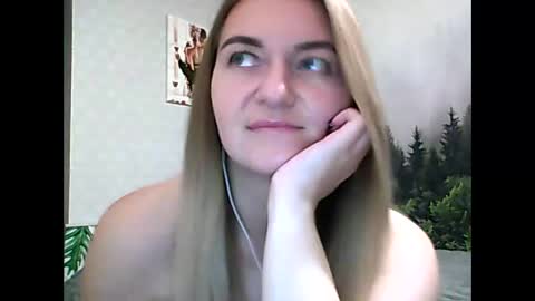 Snapshot of candyolime chatting on 11, 10, 2025 Daisy online show from 11, 10, 2025