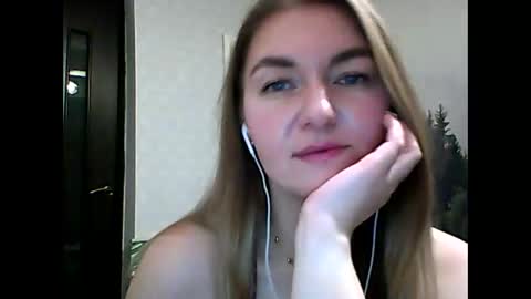 Snapshot of candyolime chatting on 14, 12, 2025 Daisy online show from 14, 12, 2025