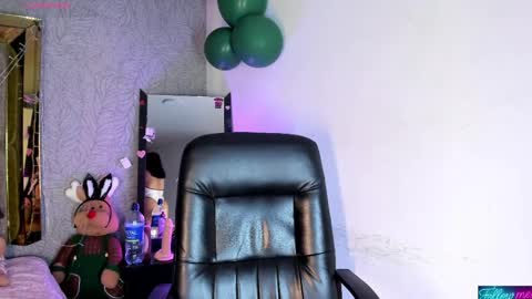 Candys Victoria online show from 8, 4, 2026