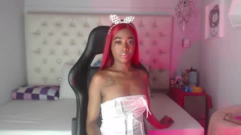 Snapshot of candyy_ebony chatting on 26, 10, 2025 Candy Ebony online show from 26, 10, 2025