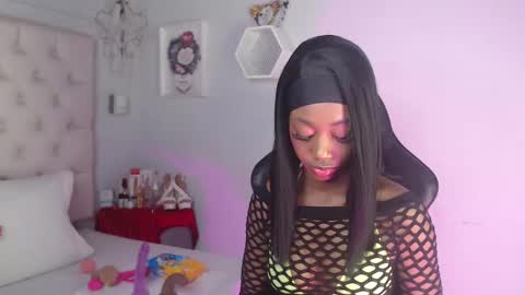 Snapshot of candyy_ebony chatting on 27, 11, 2025 Candy Ebony online show from 27, 11, 2025