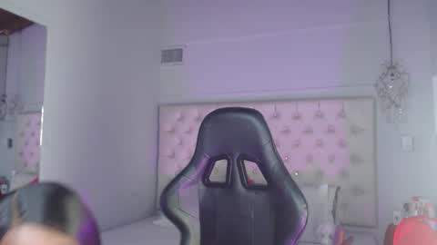 Snapshot of candyy_ebony chatting on 5, 12, 2025 Candy Ebony online show from 5, 12, 2025