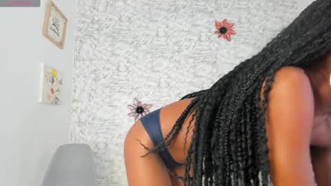 Snapshot of canhela1 chatting on 5, 1, 2025 Canhela online show from 5, 1, 2025