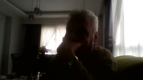 Snapshot of cankoksal1 chatting on 8, 1, 2025 cankoksal1 online show from 8, 1, 2025