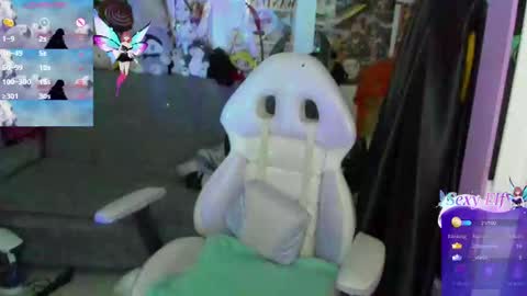 Snapshot of canndy_new chatting on 8, 2, 2025 Canndyy Daniela online show from 8, 2, 2025