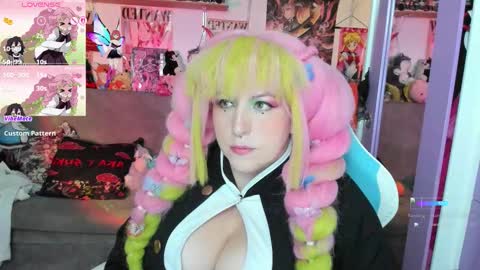 Snapshot of canndy_new chatting on 12, 9, 2025 Canndyy Daniela online show from 12, 9, 2025